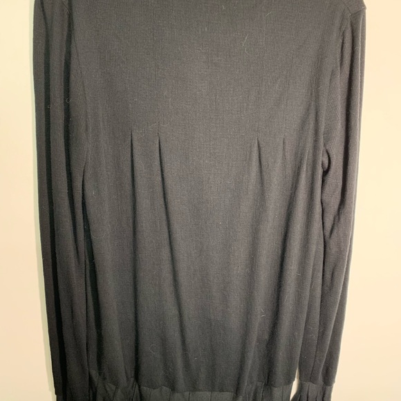 Black shirt - Picture 3 of 4